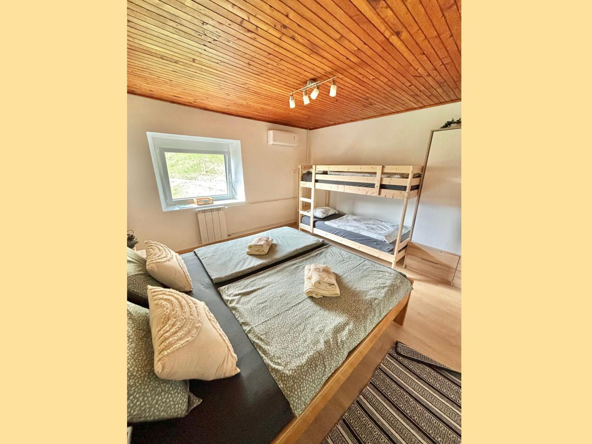 Hurja Apartments 科巴里德 外观 照片
